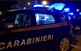 Moncalieri (TO), uccide la moglie e si impicca